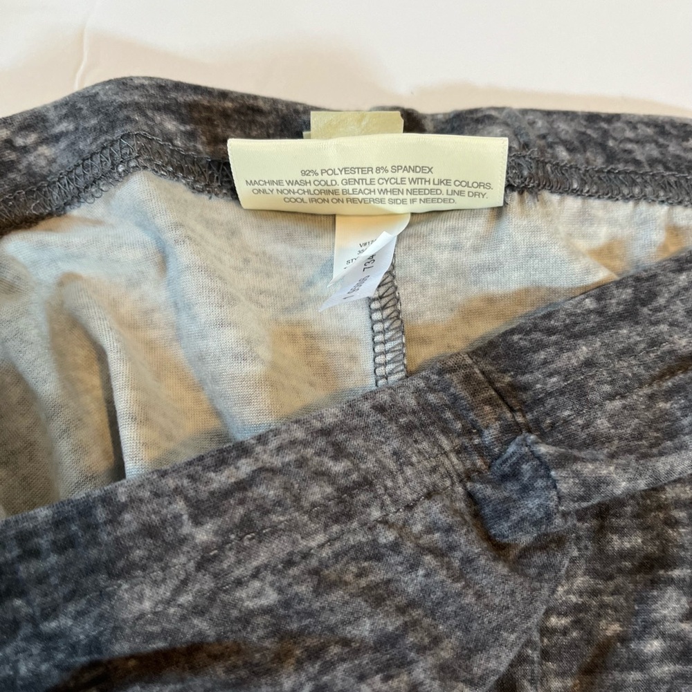Bobbie Brooks Heathered Dark Gray Kids Leggings - Picture 5 of 6